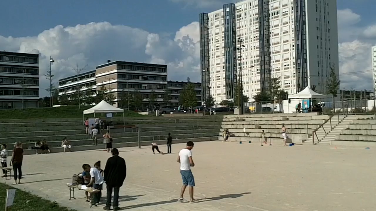 #InstaNews Les associations du quartier animent les rues de Metz Borny pendant l’été