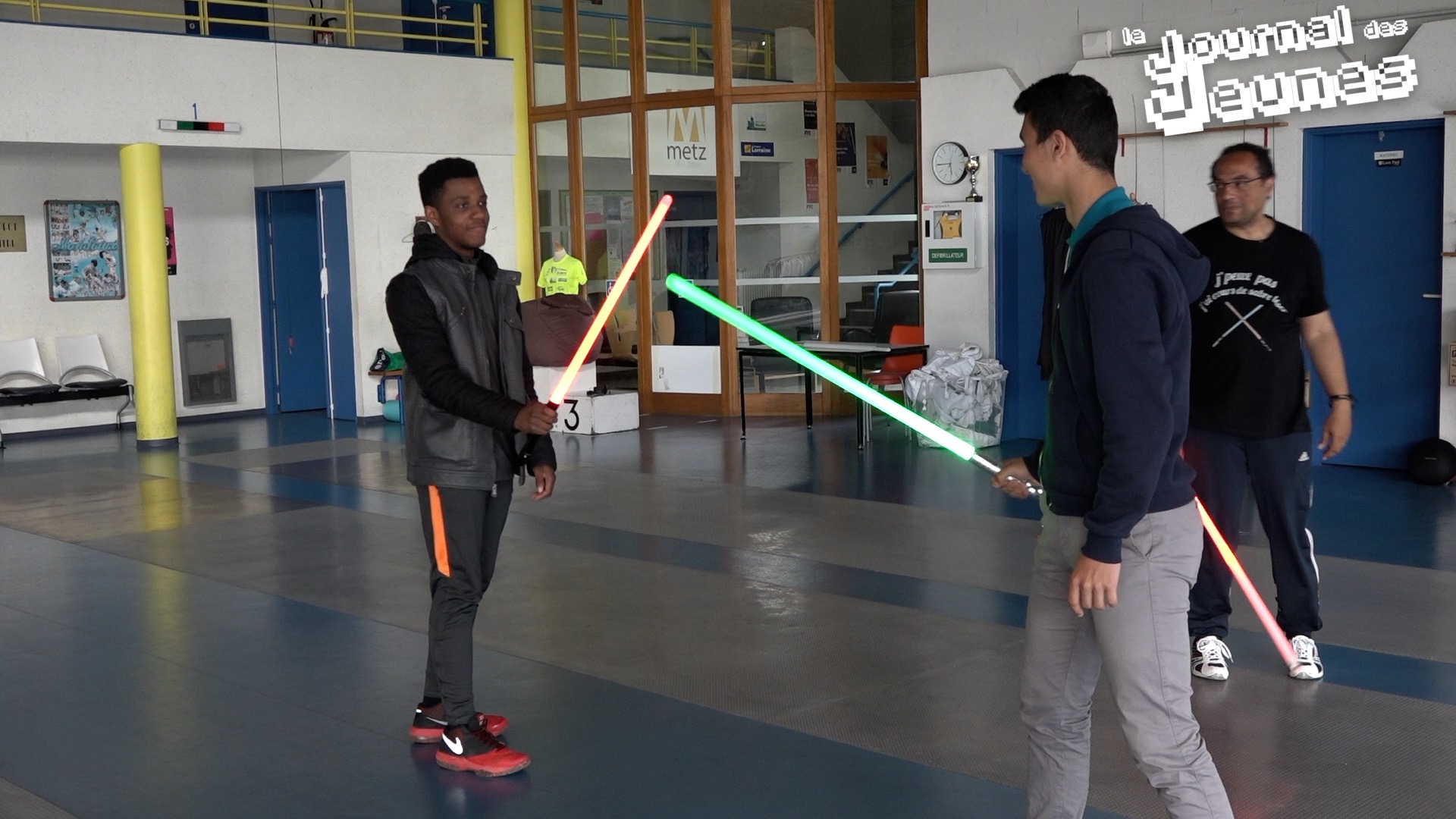 Les extras du Journal des Jeunes : de l’escrime au sabre laser