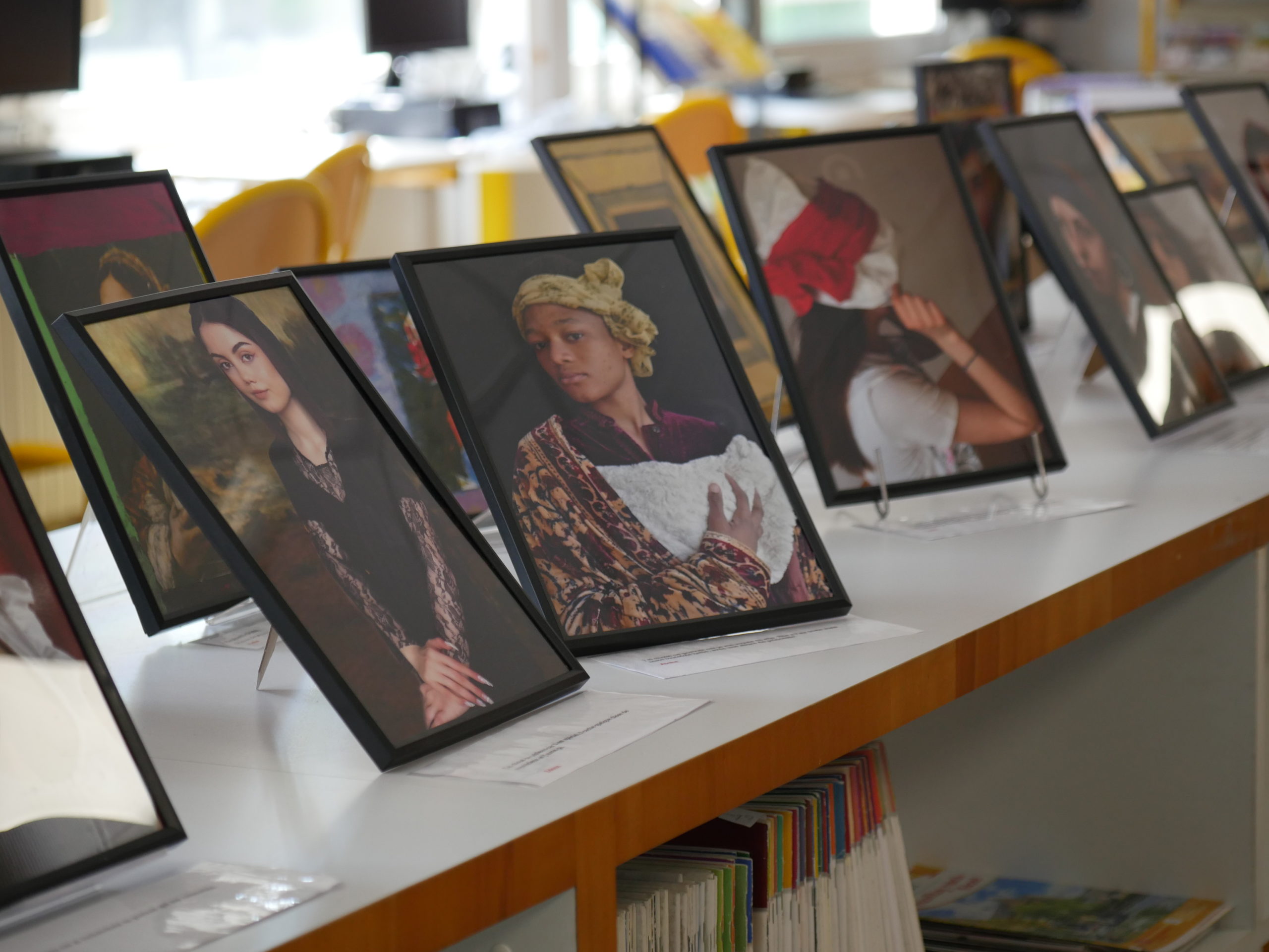 “Femmes d’ici et d’ailleurs”, l’exposition du projet d’un groupe du programme Coop’R d’Unis-Cité de Metz