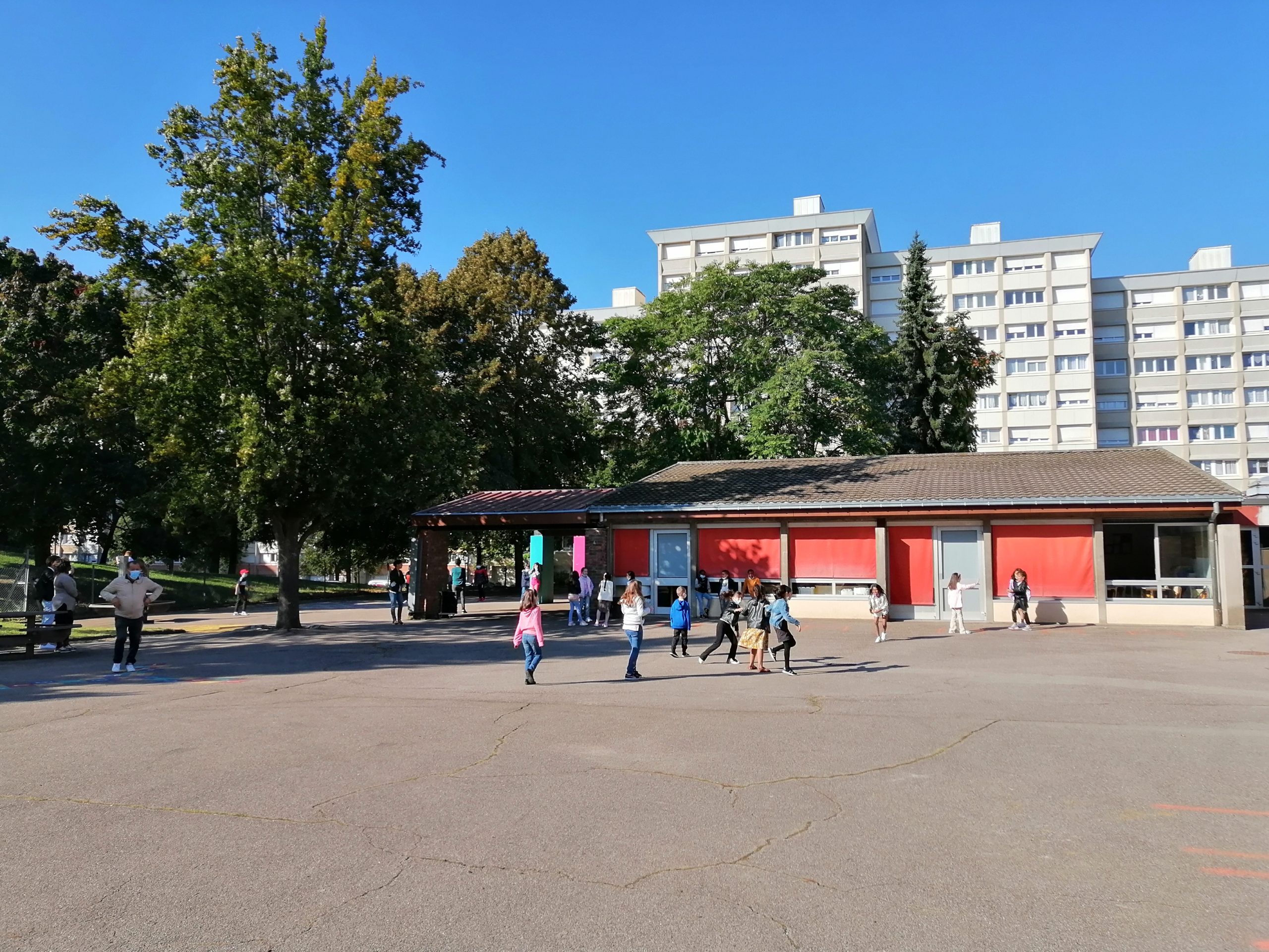 Rentrée des classes : visite du maire de Metz à l’école Louis Pergaud